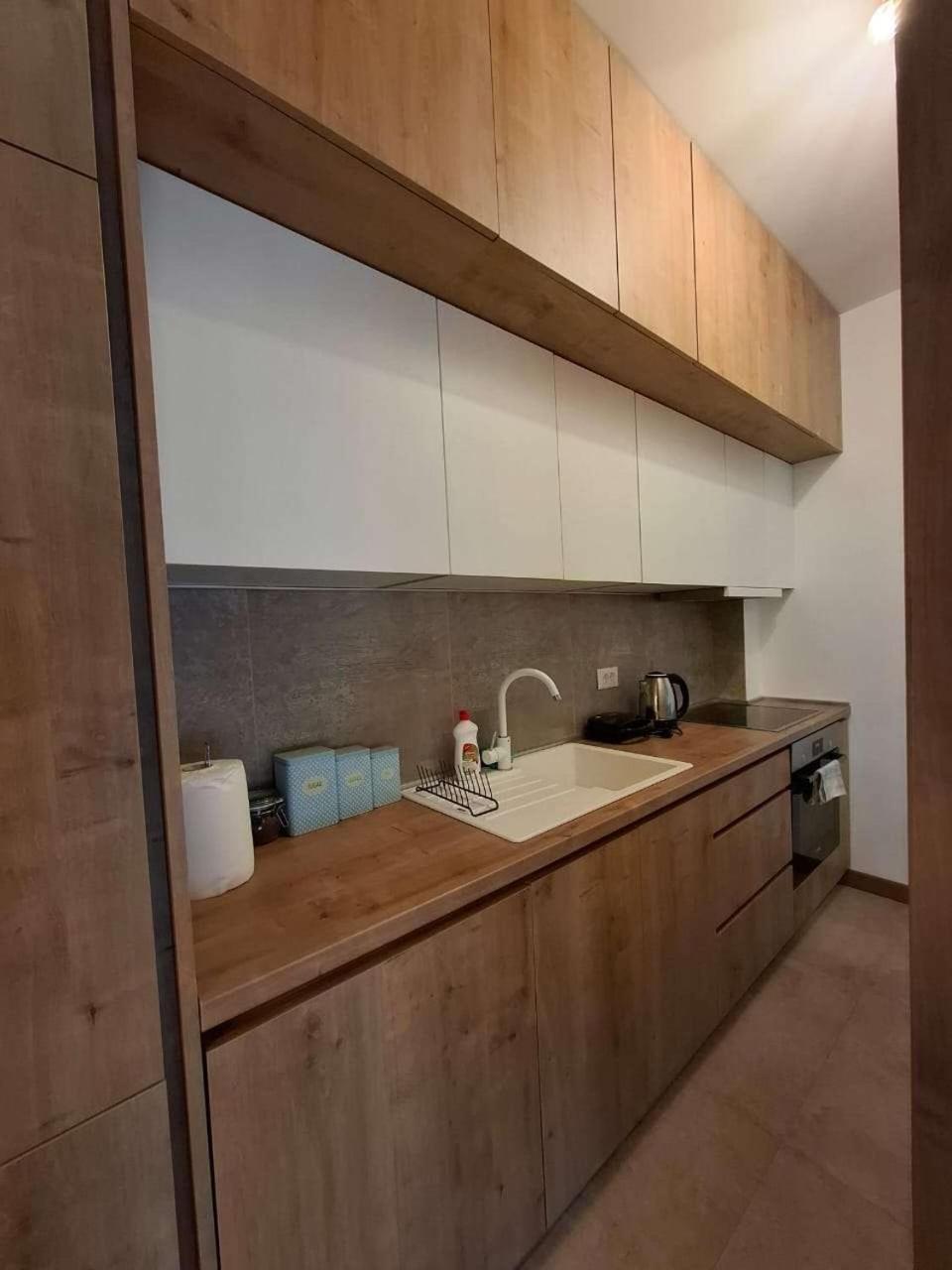 Valmere Members Luxury Sea View * Tivat